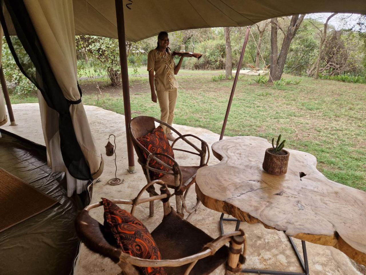Dolly Farm & River Camp, Luxury Tents Usa River Exterior foto